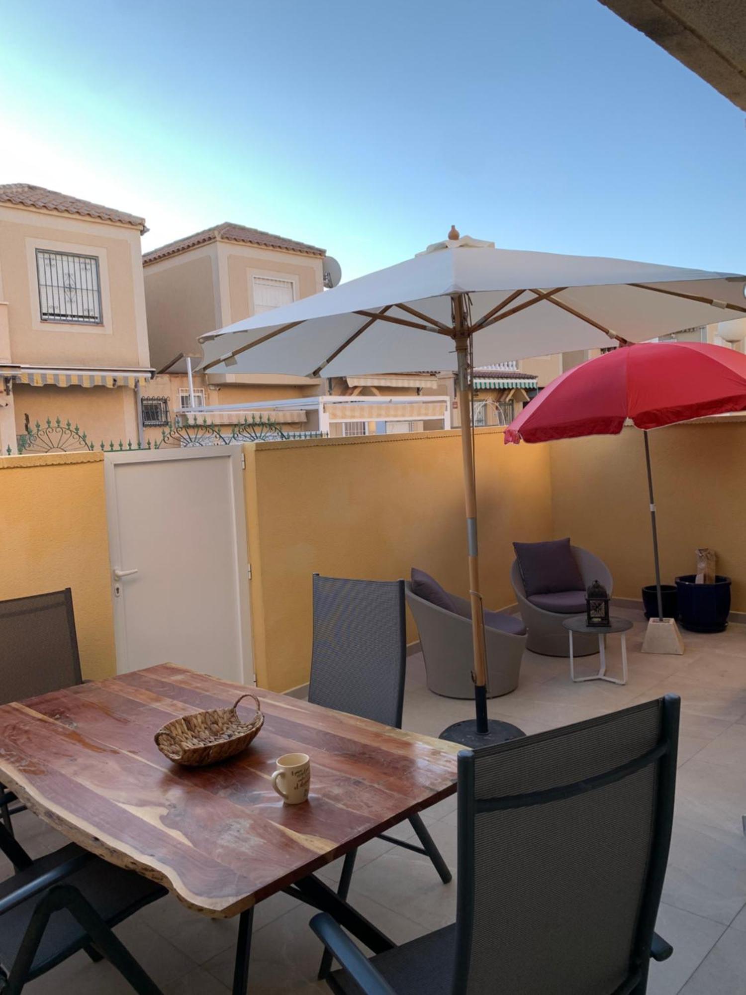 Holiday House Torrevieja Ngoại thất bức ảnh